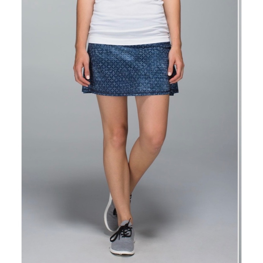 Lululemon Pace Setter Skirt Navy Blue Sashiko Print Pleated Running Skort 10 T